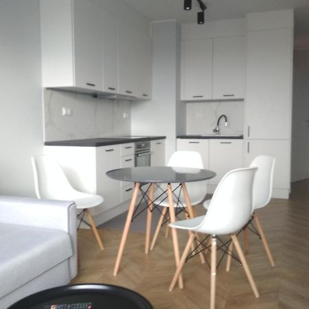Airport 3Rooms New Apartment With Parking Warschau Exterior foto